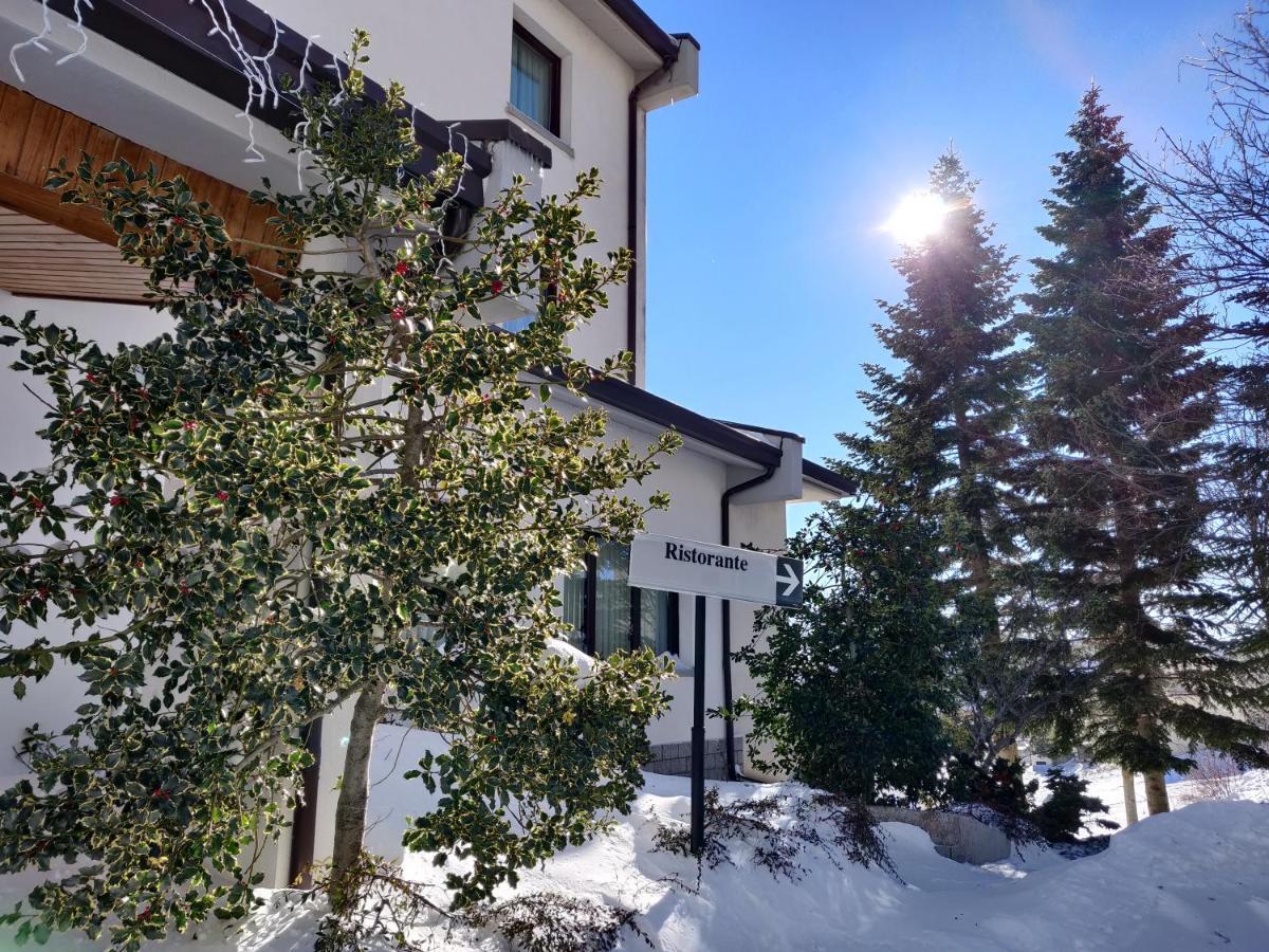 Hotel Capracotta Exterior photo