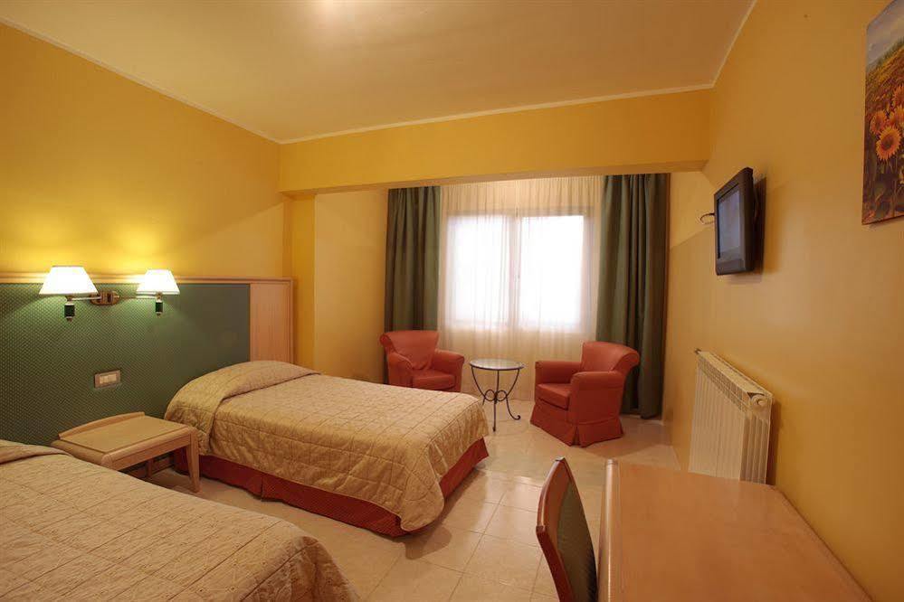 Hotel Capracotta Exterior photo